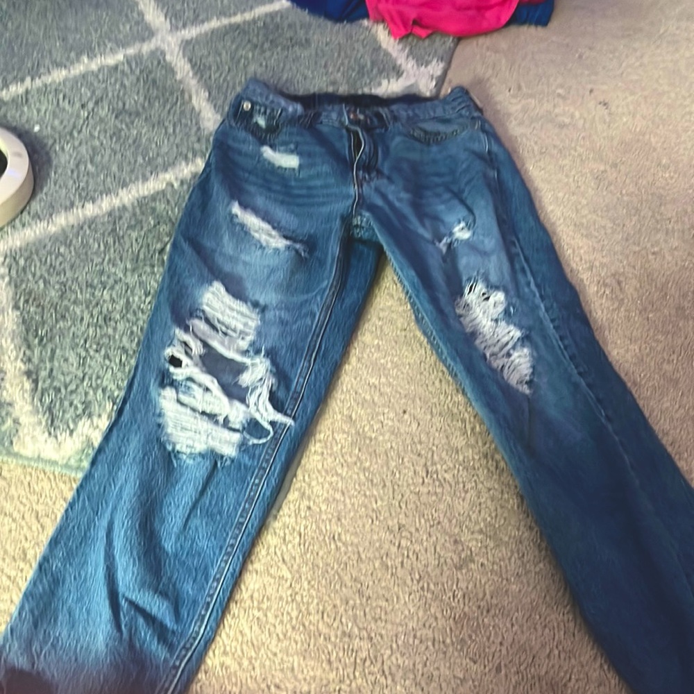 Blue straight knee ripped jeans | aeropostale